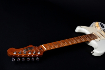 JET E-Gitarre JS-300 OW - weiß - Roasted Maple Neck