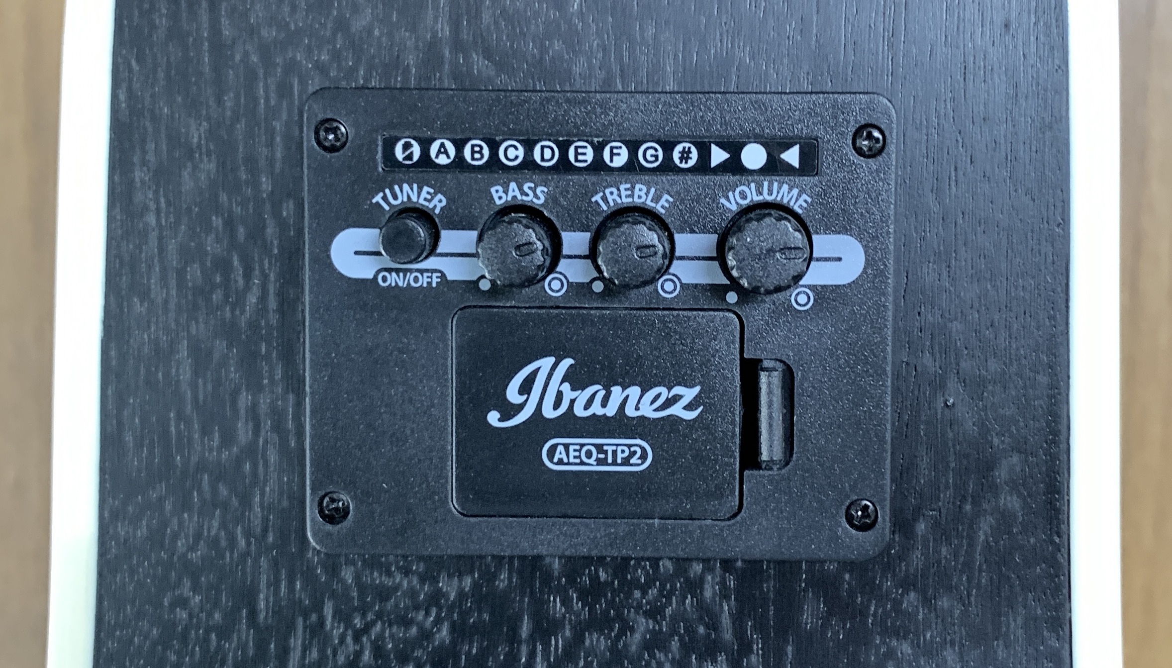 ibanez aw8412