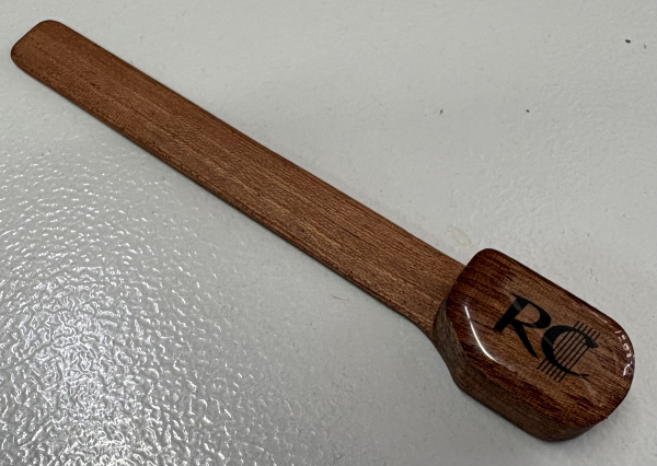 RC Tonabnehmer für Konzertgitarre - Befestigung am Knüpfsteg ohne Bohren