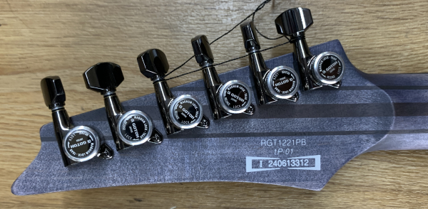 IBANEZ Premium RGT1221PBD - Deep Twilight Flat inkl. Gigbag - Ausstellungsstück